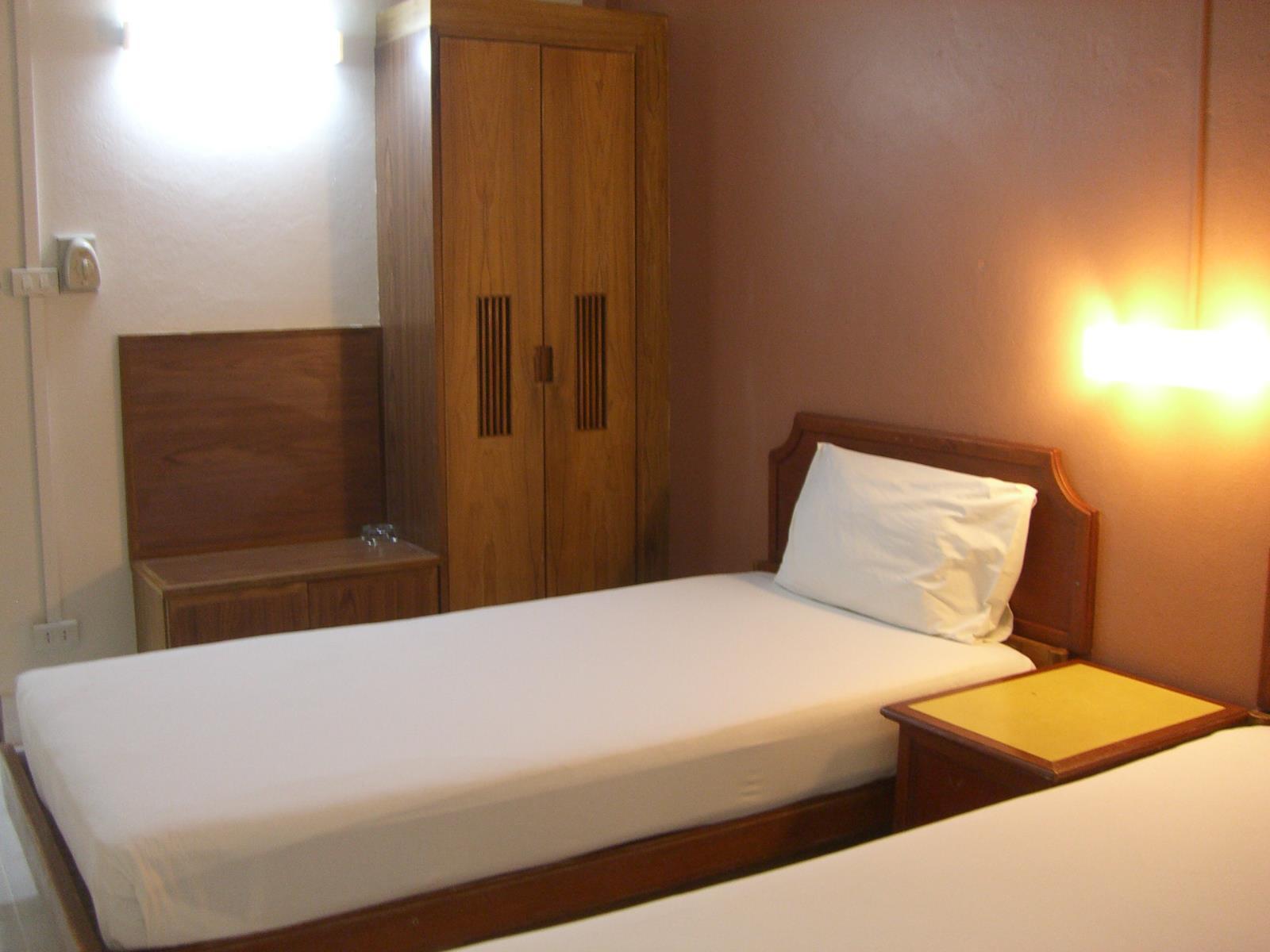 Oyo 335 Top Inn Khaosan Banguecoque Exterior foto