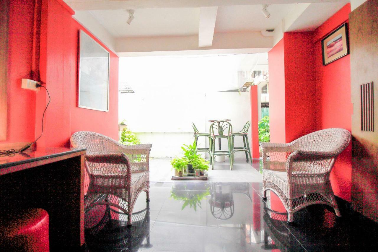 Oyo 335 Top Inn Khaosan Banguecoque Exterior foto